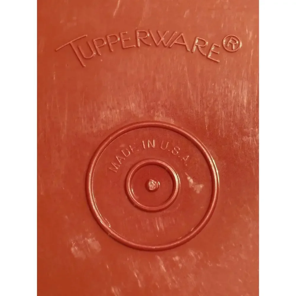 Tupperware small red